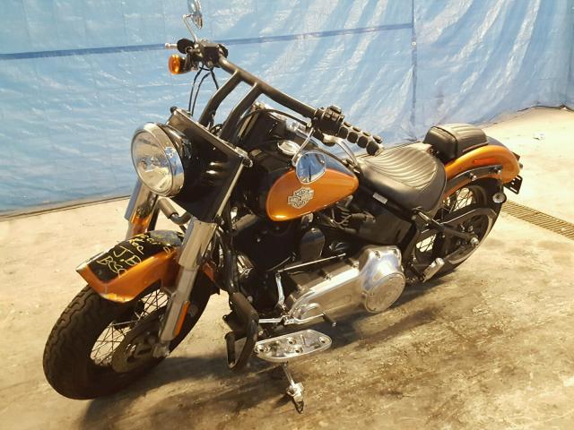 1HD1JRV11FB028697 - 2015 HARLEY-DAVIDSON FLS SOFTAI TWO TONE photo 2