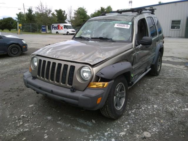 1J4GK38K25W502426 - 2005 JEEP LIBERTY RE GOLD photo 2