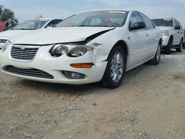 2C3AE66G14H688898 - 2004 CHRYSLER 300M WHITE photo 2