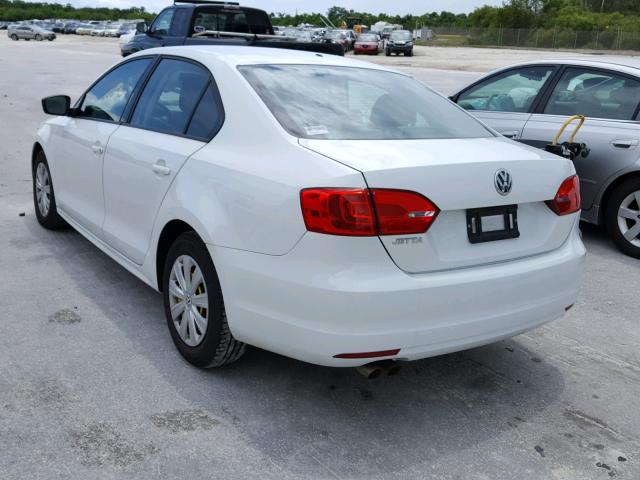 3VW2K7AJ0EM429238 - 2014 VOLKSWAGEN JETTA BASE Սպիտակ լուսանկար 3