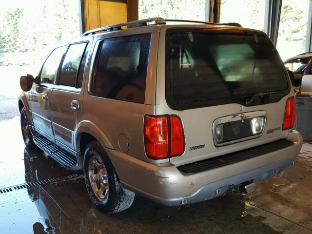 5LMFU28A0YLJ29799 - 2000 LINCOLN NAVIGATOR BEIGE photo 3