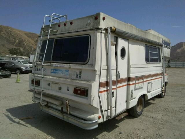 0000F44CD7V016730 - 1977 AMCL MOTORHOME TAN photo 4