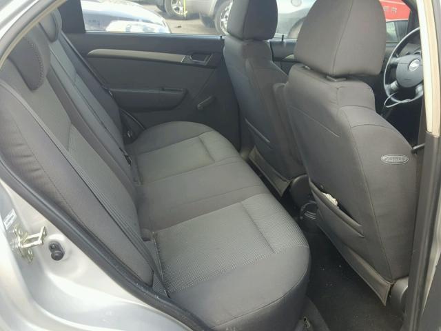 KL1TD56E99B316443 - 2009 CHEVROLET AVEO LS SILVER photo 6