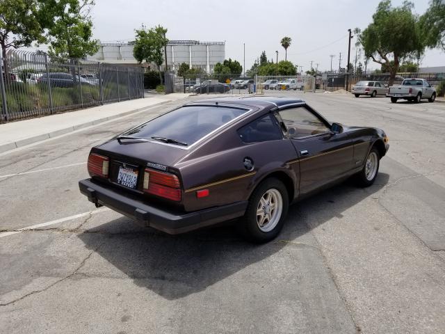 JN1HZ04S7DX581324 - 1983 DATSUN 280ZX BROWN photo 4