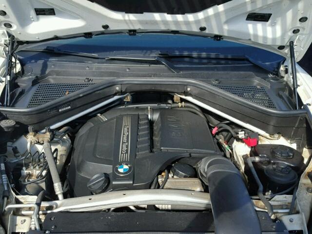 5UXFG2C55E0H11131 - 2014 BMW X6 WHITE photo 7