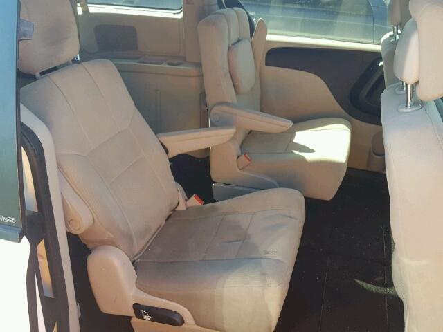 2D4RN4DG0BR788894 - 2011 DODGE GRAND CARA WHITE photo 6