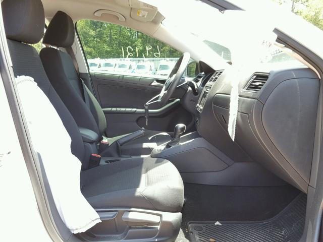 3VW2K7AJ5FM266734 - 2015 VOLKSWAGEN JETTA BASE 白色 照片 5