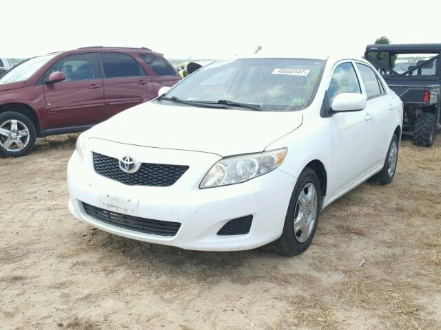 2T1BU4EE9AC407217 - 2010 TOYOTA COROLLA BA WHITE photo 2