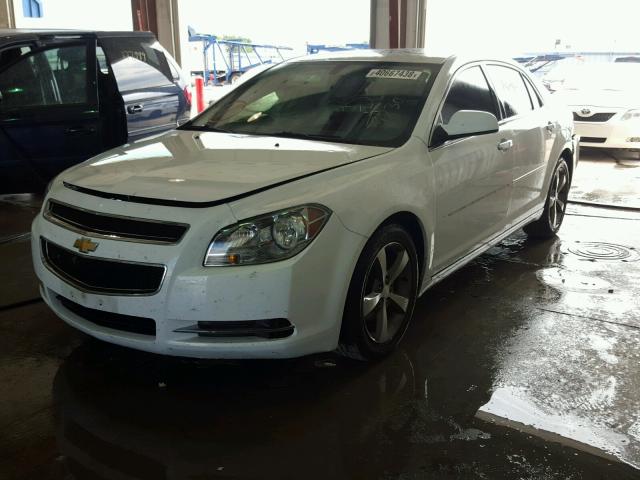1G1ZC5E09CF299230 - 2012 CHEVROLET MALIBU 1LT WHITE photo 2
