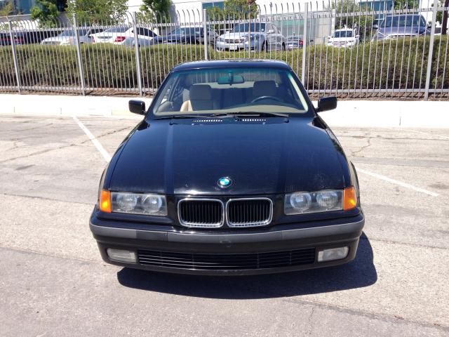 WBABG1324TET02578 - 1996 BMW 328 IS BLACK photo 2