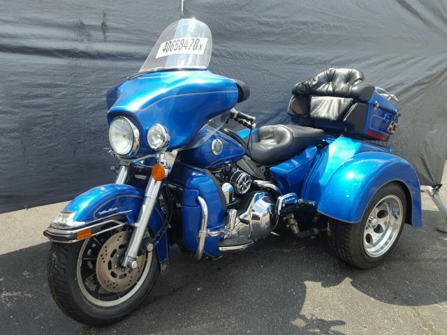 1HD1FCR16VY609343 - 1997 HARLEY-DAVIDSON FLHTCUI BLUE photo 2