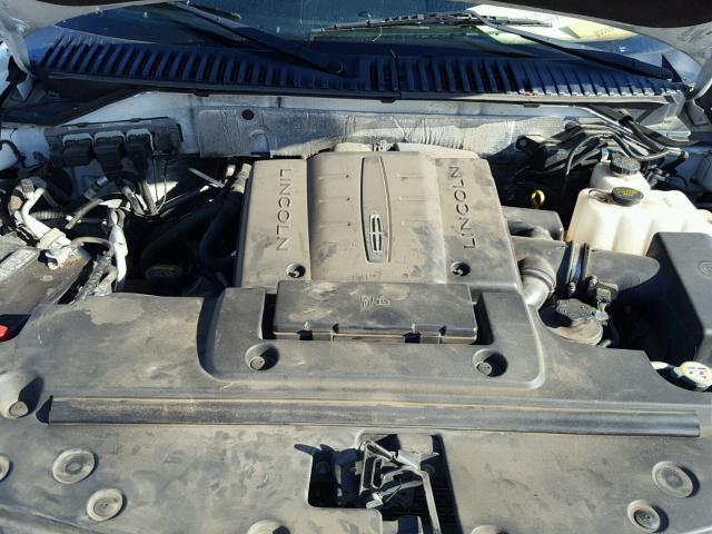 5LMJJ2J50BEJ09337 - 2011 LINCOLN NAVIGATOR 白色 照片 7