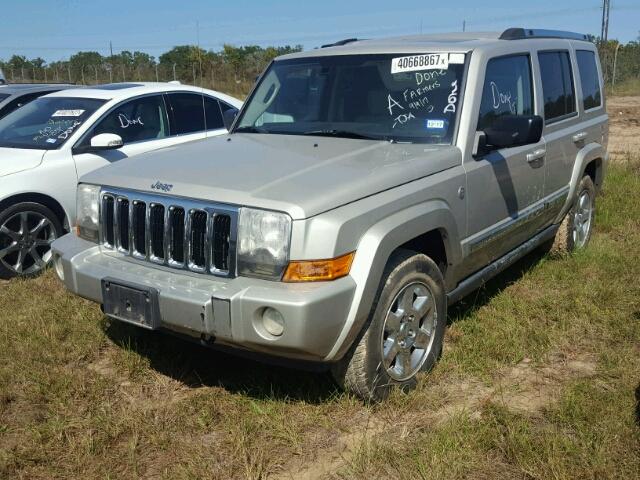 1J8HG58297C672058 - 2007 JEEP COMMANDER TAN photo 2