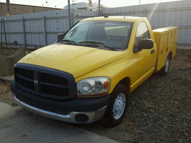 3D6WR26DX6G188188 - 2006 DODGE RAM 2500 S YELLOW photo 2