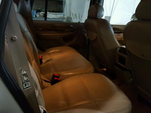 5LMFU28R31LJ22423 - 2001 LINCOLN NAVIGATOR 白色 照片 5