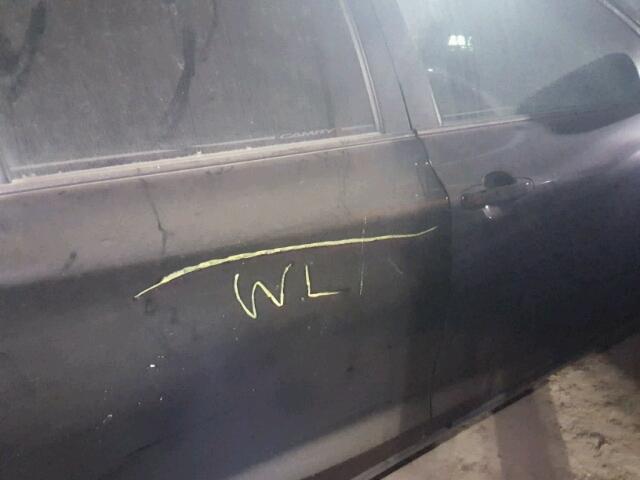 4T4BF1FK3FR460679 - 2015 TOYOTA CAMRY LE შავი ფოტო 9