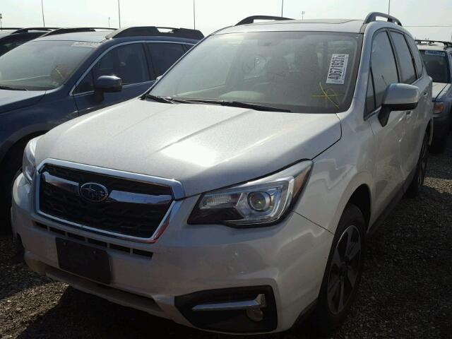 JF2SJARC5JH431317 - 2018 SUBARU FORESTER 2 WHITE photo 2