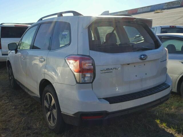 JF2SJARC5JH430376 - 2018 SUBARU FORESTER 2 WHITE photo 3