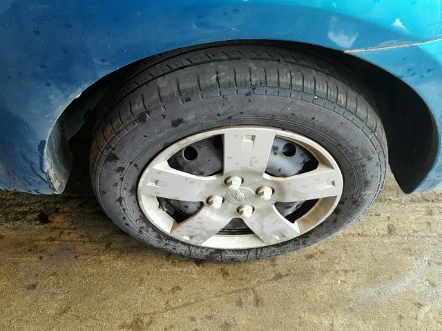 KL1TD56E79B635467 - 2009 CHEVROLET AVEO LS BLUE photo 9