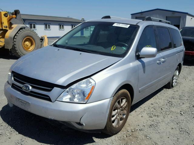 KNDMB233566043624 - 2006 KIA SEDONA EX SILVER photo 2