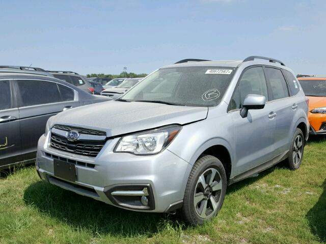 JF2SJALC2JH428447 - 2018 SUBARU FORESTER 2 GRAY photo 2