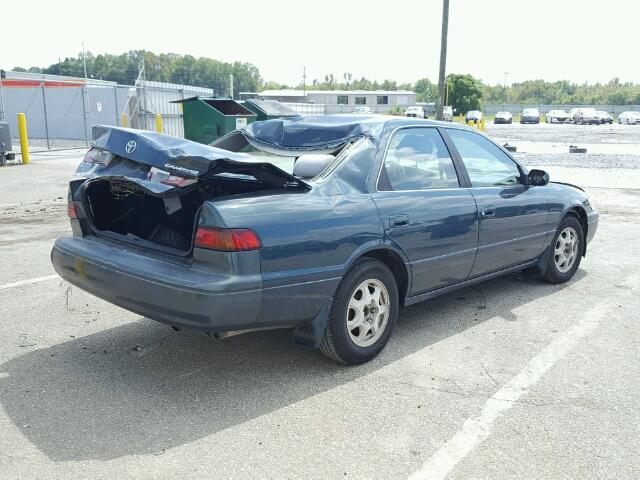 JT2BG22K0W0163859 - 1998 TOYOTA CAMRY CE GREEN photo 4