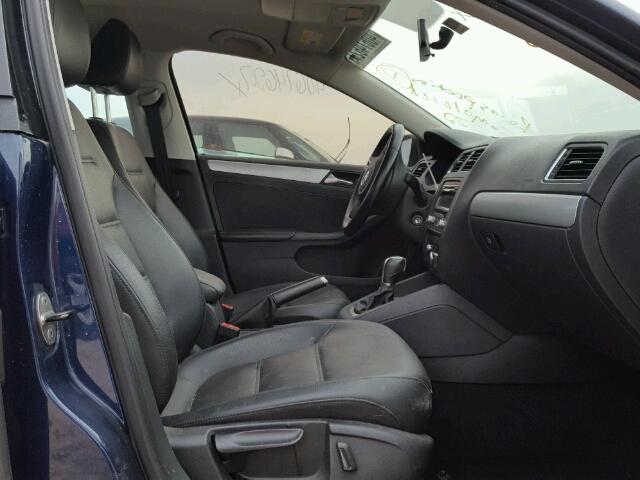 3VWDP7AJ9DM407215 - 2013 VOLKSWAGEN JETTA SE Mavi foto 5