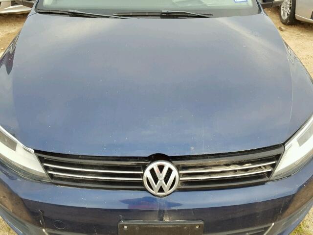 3VWDP7AJ9DM407215 - 2013 VOLKSWAGEN JETTA SE Mavi foto 7