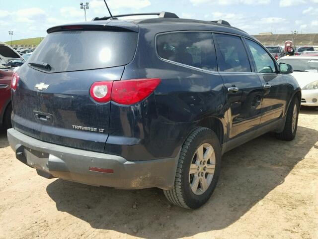 1GNLRFED4AS141586 - 2010 CHEVROLET TRAVERSE BLUE photo 4