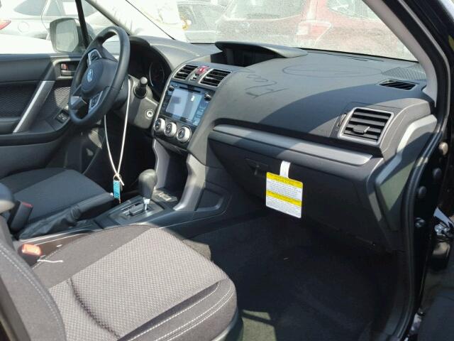 JF2SJADC9JH434390 - 2018 SUBARU FORESTER 2 BLACK photo 5