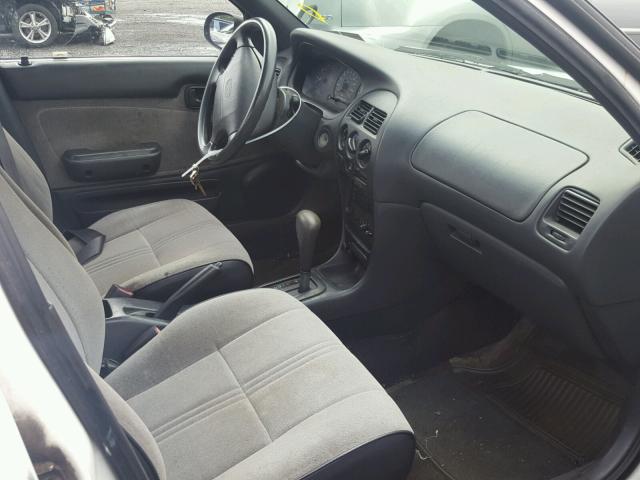 1Y1SK5265SZ029764 - 1995 GEO PRIZM WHITE photo 5