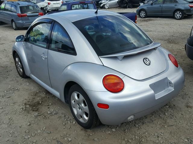 3VWCK21C82M409923 - 2002 VOLKSWAGEN NEW BEETLE SILVER photo 3