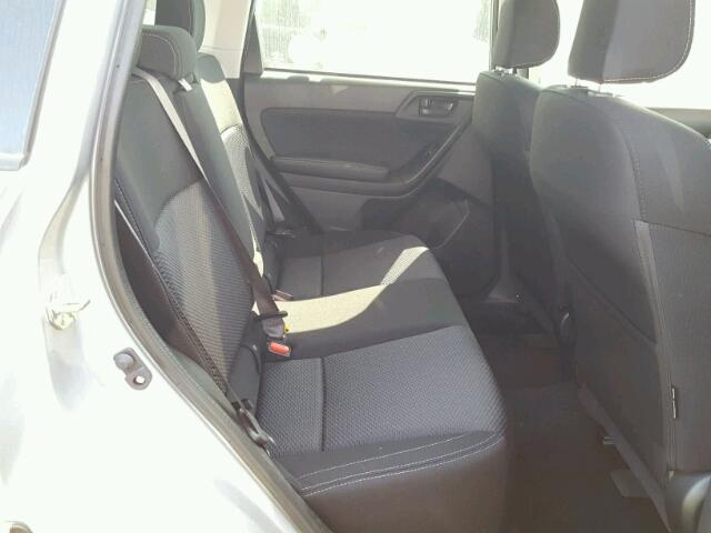 JF2SJADC1JH436859 - 2018 SUBARU FORESTER 2 SILVER photo 6