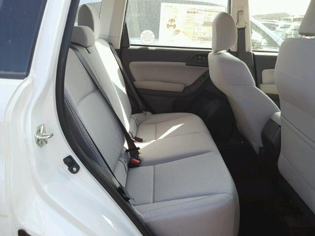 JF2SJABC8JH429118 - 2018 SUBARU FORESTER 2 WHITE photo 6