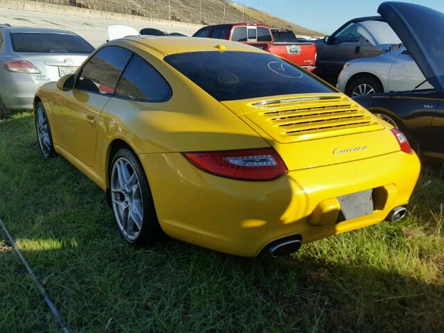 WP0AA2A90AS706367 - 2010 PORSCHE 911 YELLOW photo 3