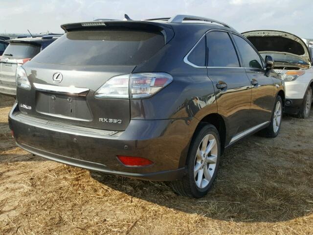 2T2ZK1BA3AC016564 - 2010 LEXUS RX BLACK photo 4