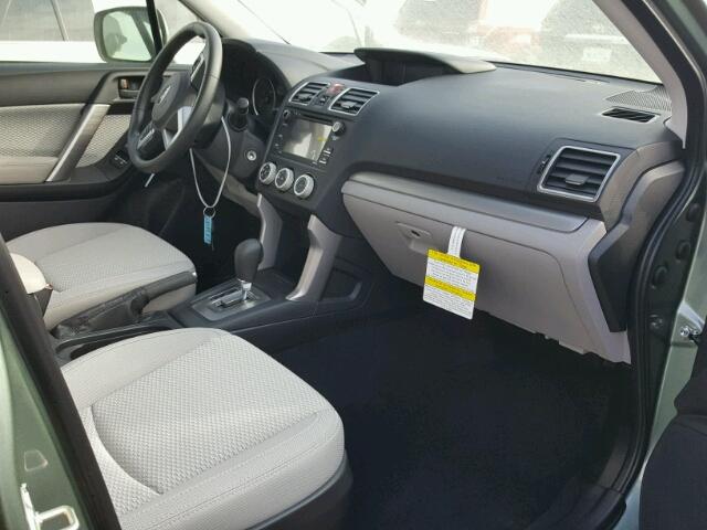 JF2SJABC7JH428817 - 2018 SUBARU FORESTER 2 GRAY photo 5
