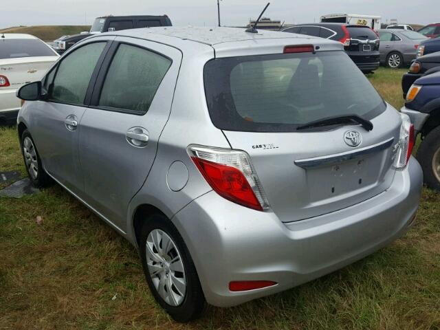 JTDKTUD35CD517819 - 2012 TOYOTA YARIS SILVER photo 3