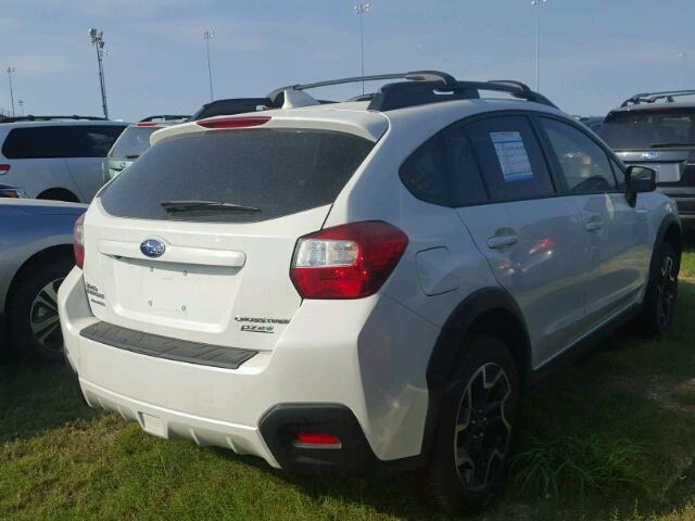 JF2GPADC2HH275680 - 2017 SUBARU CROSSTREK WHITE photo 4