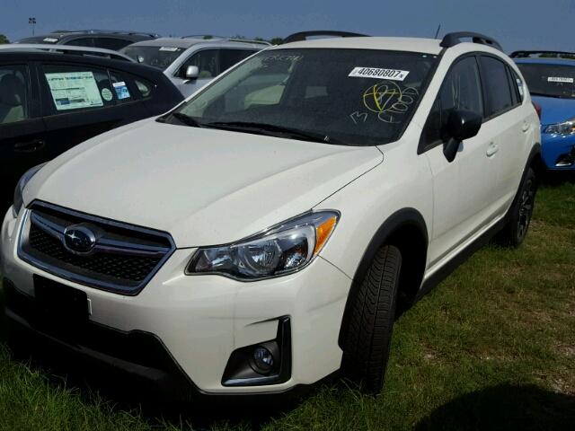 JF2GPAAC2HG276676 - 2017 SUBARU CROSSTREK WHITE photo 2