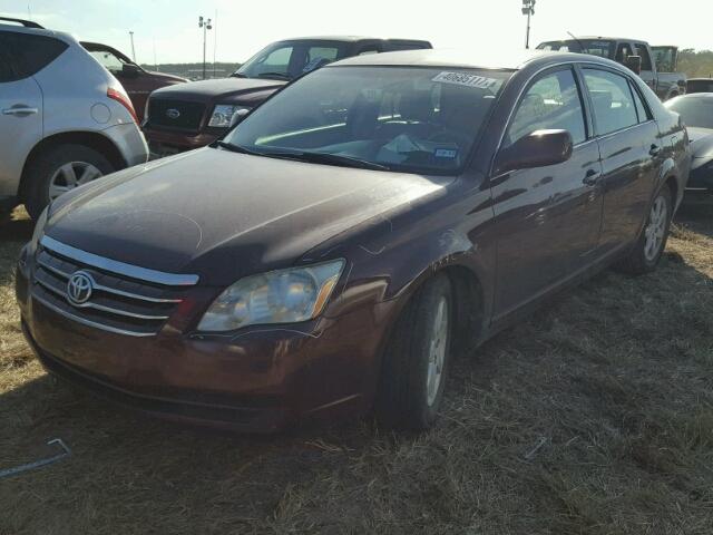 4T1BK36B25U029489 - 2005 TOYOTA AVALON MAROON photo 2