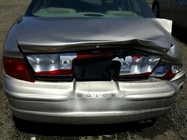 2G4WB52K5W1516542 - 1998 BUICK REGAL LS 金色 照片 9