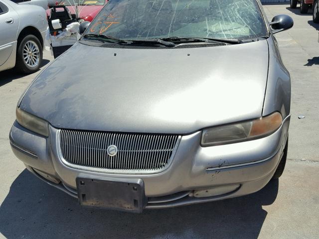 1C3EJ56H2WN184211 - 1998 CHRYSLER CIRRUS LXI GRAY photo 7