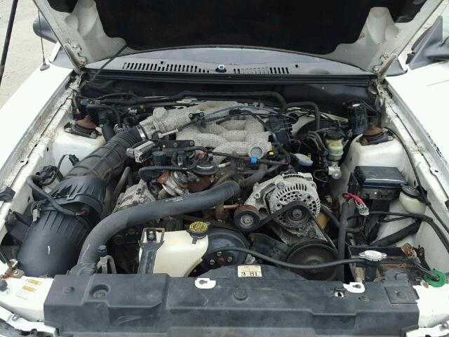 1FAFP4444YF219035 - 2000 FORD MUSTANG WHITE photo 7