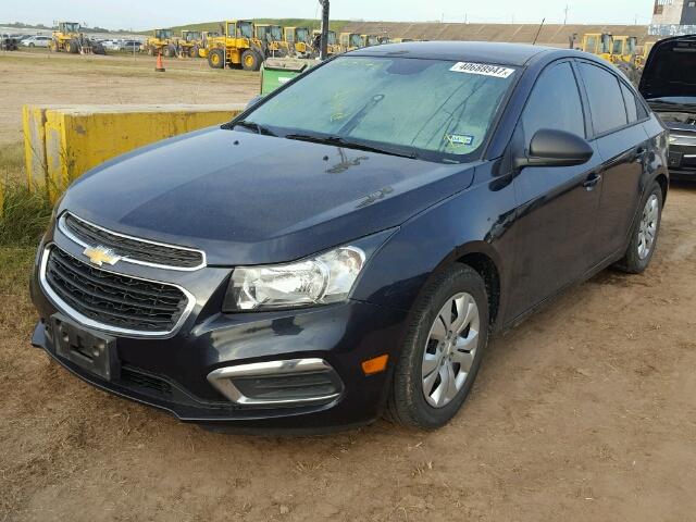 1G1PA5SH8F7159403 - 2015 CHEVROLET CRUZE BLUE photo 2