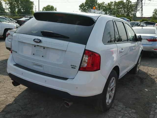 2FMDK4JC2EBA84125 - 2014 FORD EDGE SEL WHITE photo 4