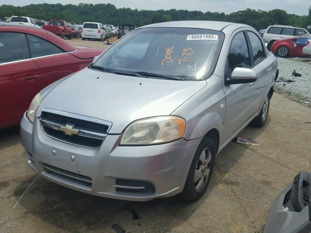 KL1TD56637B085271 - 2007 CHEVROLET AVEO BASE SILVER photo 2