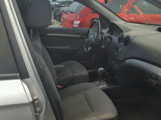 KL1TD56637B085271 - 2007 CHEVROLET AVEO BASE Srebrny zdjęcie 5