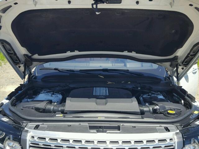 SALGV5FE4HA327662 - 2017 LAND ROVER RANGE ROVE WHITE photo 7