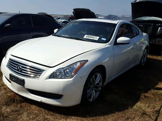 JNKCV64E39M603035 - 2009 INFINITI G37 WHITE photo 2